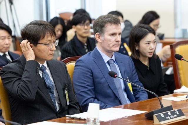 [사설] 쿠팡 정보 유출 일파만파, 김범석 의장은 어딨나