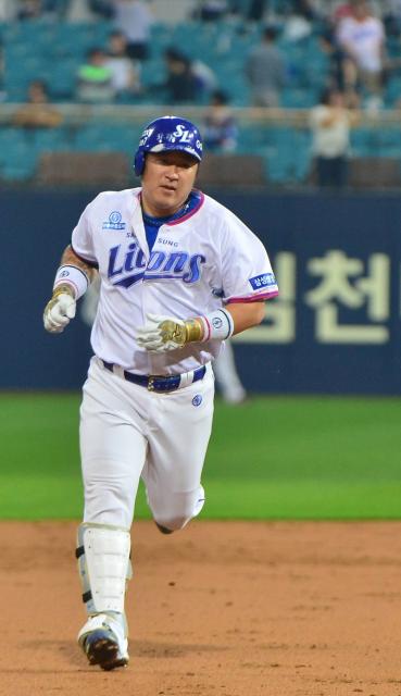 '41억'으로 '우승 DNA'를 샀다… 삼성이 최형우의 복귀에 그토록 목을 멨던 이유