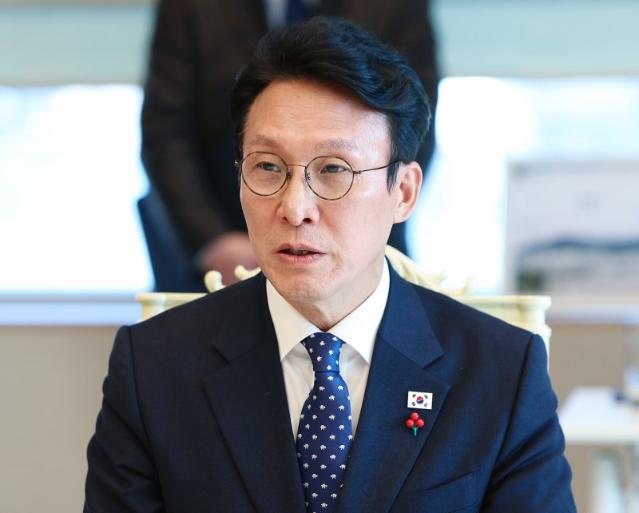 태안 해상 어선 전복...金 총리 "인명구조 최우선" 긴급 지시