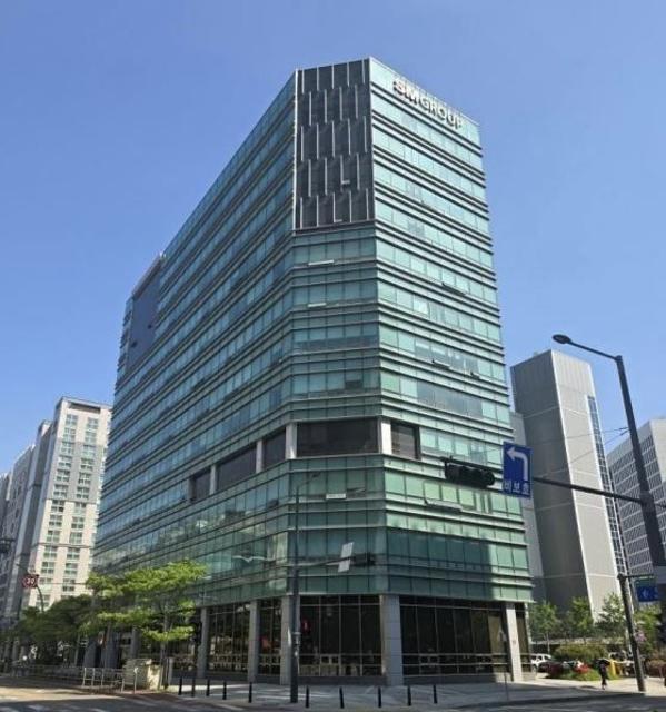 SM그룹, 10년 만에 마곡 사옥 매물로 [fn마켓워치]