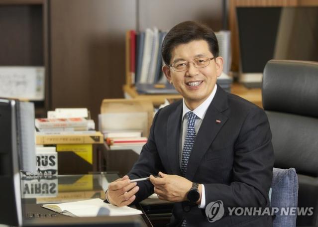 [속보]"BNK그룹 도약의 적임자"...빈대인 BNK금융 회장 최종후보 확정