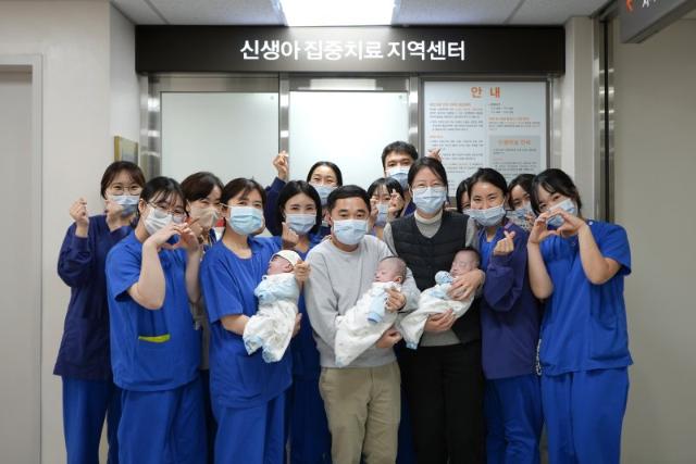 초미숙아 세쌍둥이, 부산 의료진이 살렸다