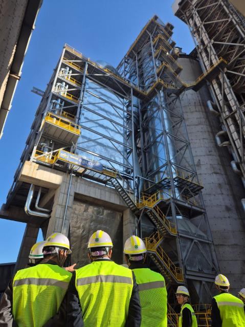 시멘트업계, 제천에서 고효율 질소산화물 저감설비 ‘SCR’ 첫 가동 시연