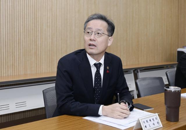 美 금리 인하에 이형일 차관 "금융·외환시장 모니터링 체계 지속 가동"