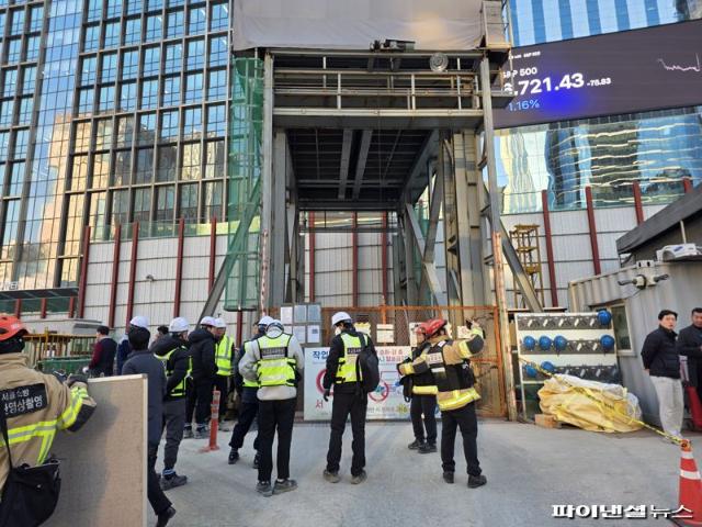 여의도역 신안산선 공사 현장 붕괴 사고...철근 맞은 50대 사망