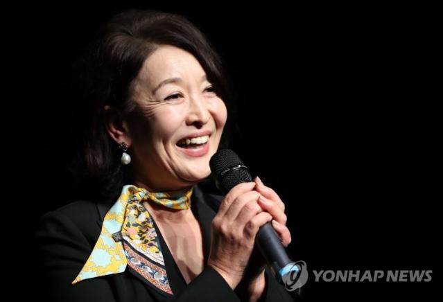 '1세대 연극 배우' 윤석화, 뇌종양 투병 중 별세..향년 69세