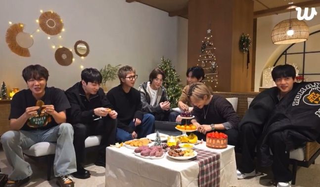 "회사가 우리에게 애정 가져줬으면"…BTS RM, 의미심장한 발언