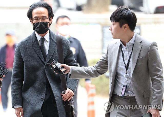 '횡령·배임' 조현범 한국앤컴퍼니 회장, 2심서 징역 2년으로 감형