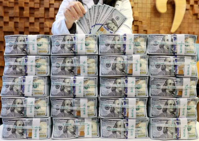 환율 안정화 의지 무색.. 원·달러 환율 1480원대 등락