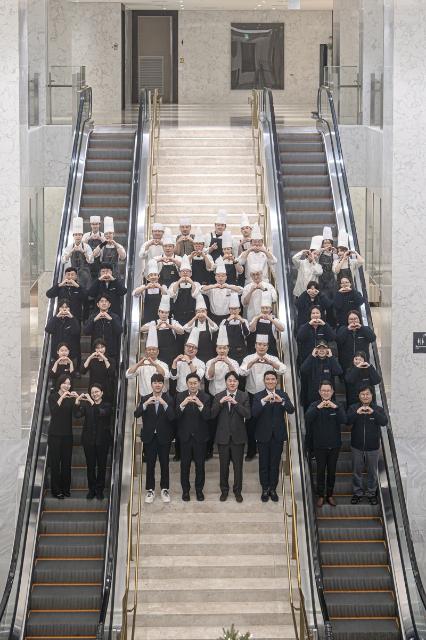 지역사회 따뜻한 나눔 실천 '그랜드모먼트 유스호스텔'