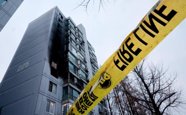 서울 송파구 올림픽선수촌아파트서 화재…70대 남성 결국 숨져 (종합2보)