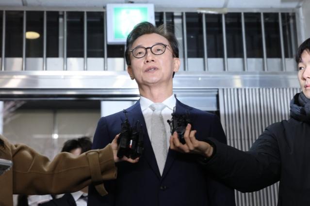 경찰, '전재수 시계 의혹' 불가리코리아 압수수색