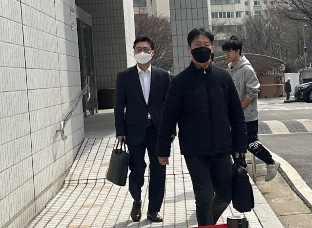 'SM 시세조종 혐의' 원아시아파트너스 대표 구속…"증거 인멸·도주 염려"