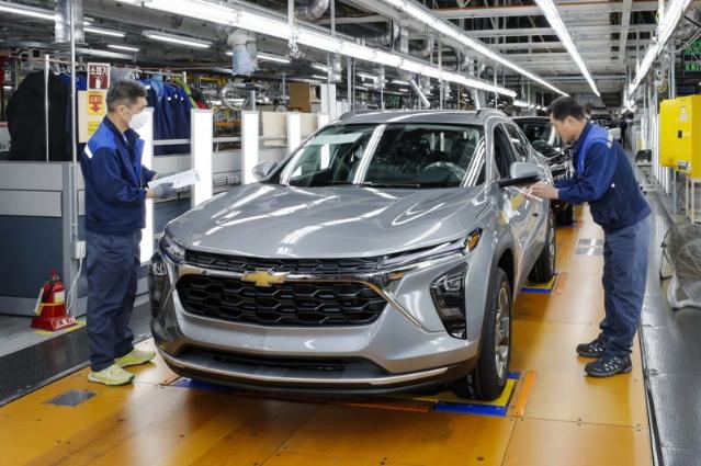 "美에서 대히트" 한국산 쉐보레, 미국 소형 SUV 점유율 40% 돌풍