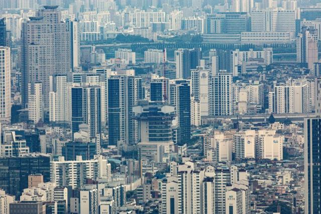 "천장이 어디야?"..서울 아파트값 상승세 지속..5대은행 가계대출·주담대 모두 증가