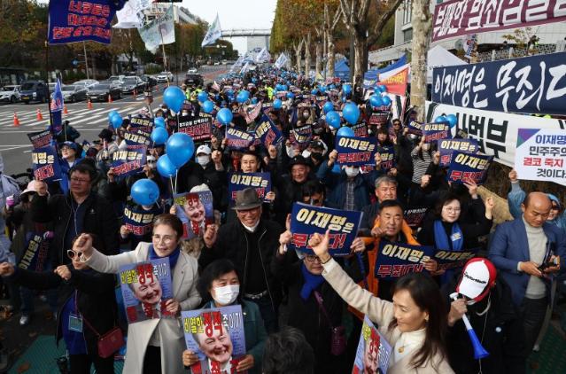 '위증교사 무죄' 한숨 돌린 이재명… 檢 "항소해 유죄 입증할것"