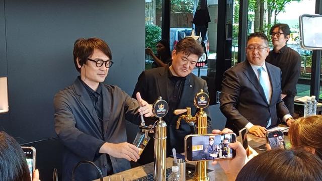 日 긴자 프리미엄 삿포로 생맥주맛 그대로..성수동 비어 스탠드 [현장]