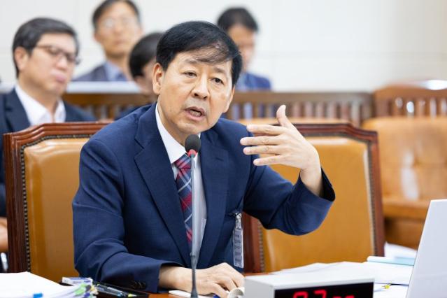 구윤철 후보자 '법인세 원상복구' 요구에 "감세 효과 종합적 검토"