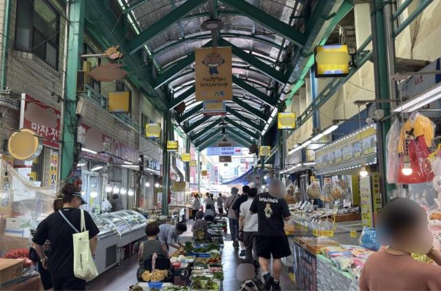 "추석 특수 기대" 2차 소비쿠폰 지급 앞두고 설레는 상인들