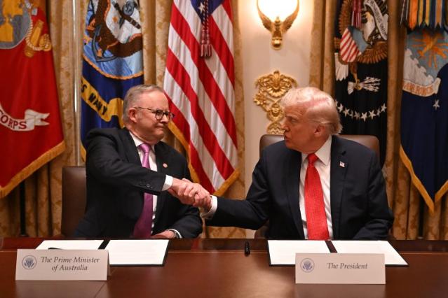 中 희토류에 휘둘리는 트럼프, 호주와 손 잡아