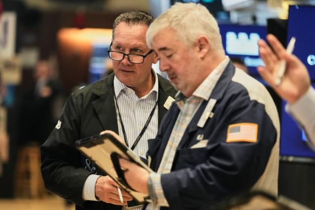 [뉴욕증시] 인플레 안정 속 3대 지수 사상 최고…AMD, 7.6% 급등