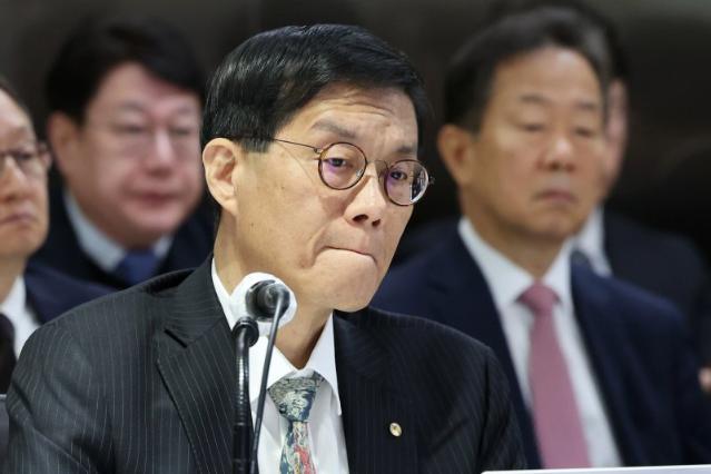 이창용 "원화 스테이블코인 도입 시 환율 변동성·자본 유출 두려워"[李정부 첫 국감]