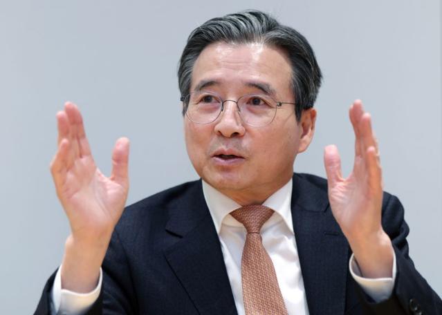 김용범, 연간 대미 투자 200억달러에 "중앙은행 분석 도움…외환시장 충격 없다"