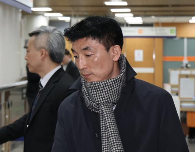 변협, '법정 모욕' 김용현 변호인 징계 착수...감치 신원확인 절차도 개선