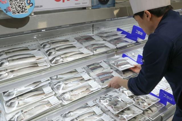 이마트, 고등어·소고기 해외산지 확대…"신규 수입처 발굴로 가격 낮춰"