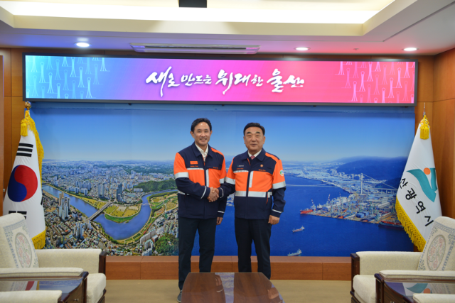 최윤범 회장, 김두겸 울산시장과 면담..美제련소 설명도