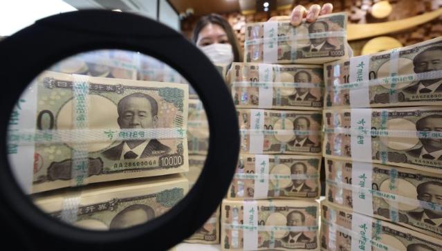 日 금리인상에도 '엔저'…유로 대비 엔화 가치 역대 최저