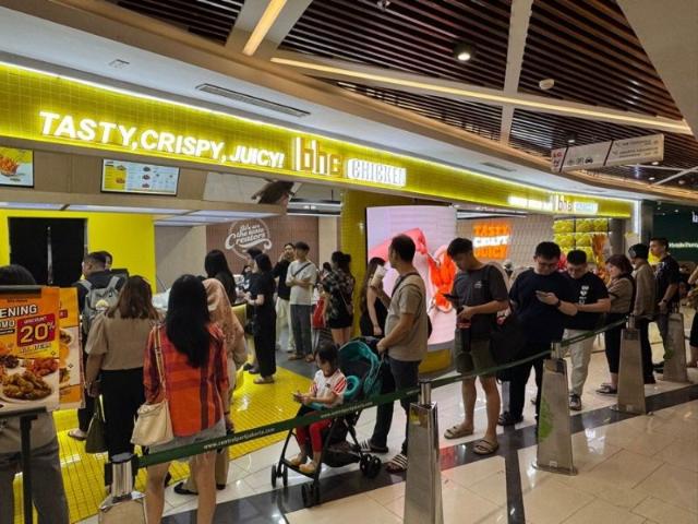 "인구 4위 대국 뚫었다"...bhc치킨, 인도네시아 1호점 오픈