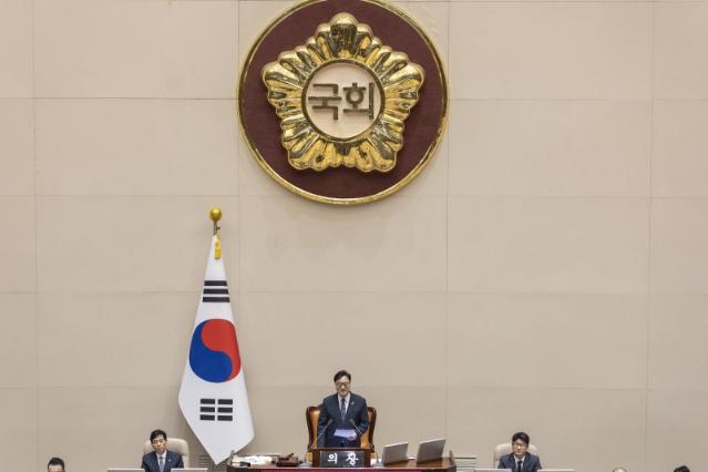 '2박 3일' 2차 필리버스터 정국 마무리...허위조작정보근절법 통과